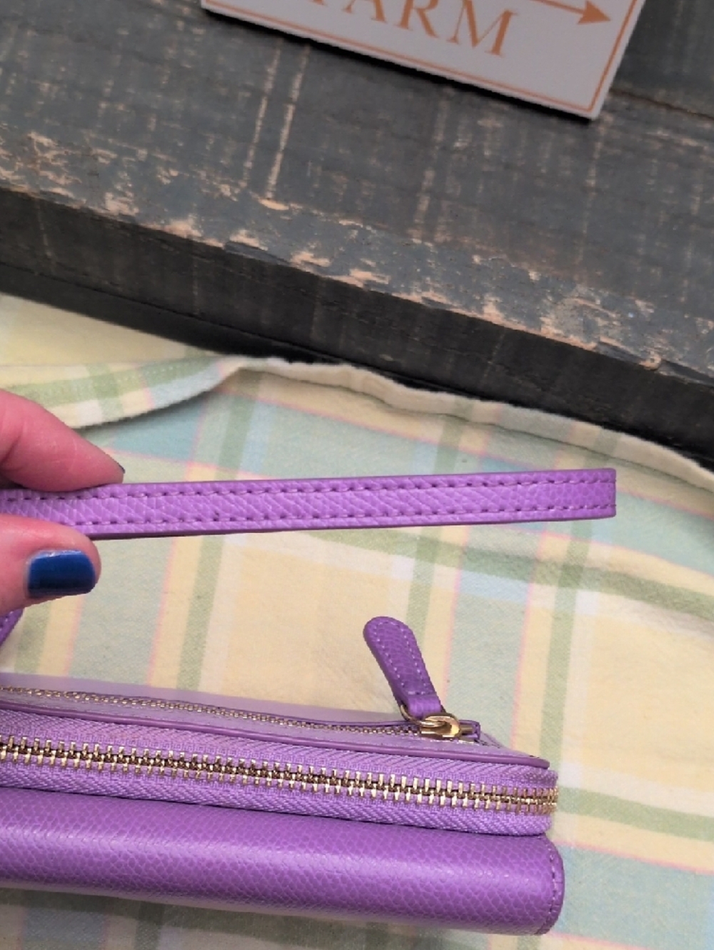 Vera Bradley Purple Lavender Faux Leather Wristlet Wallet - Picture 11 of 11